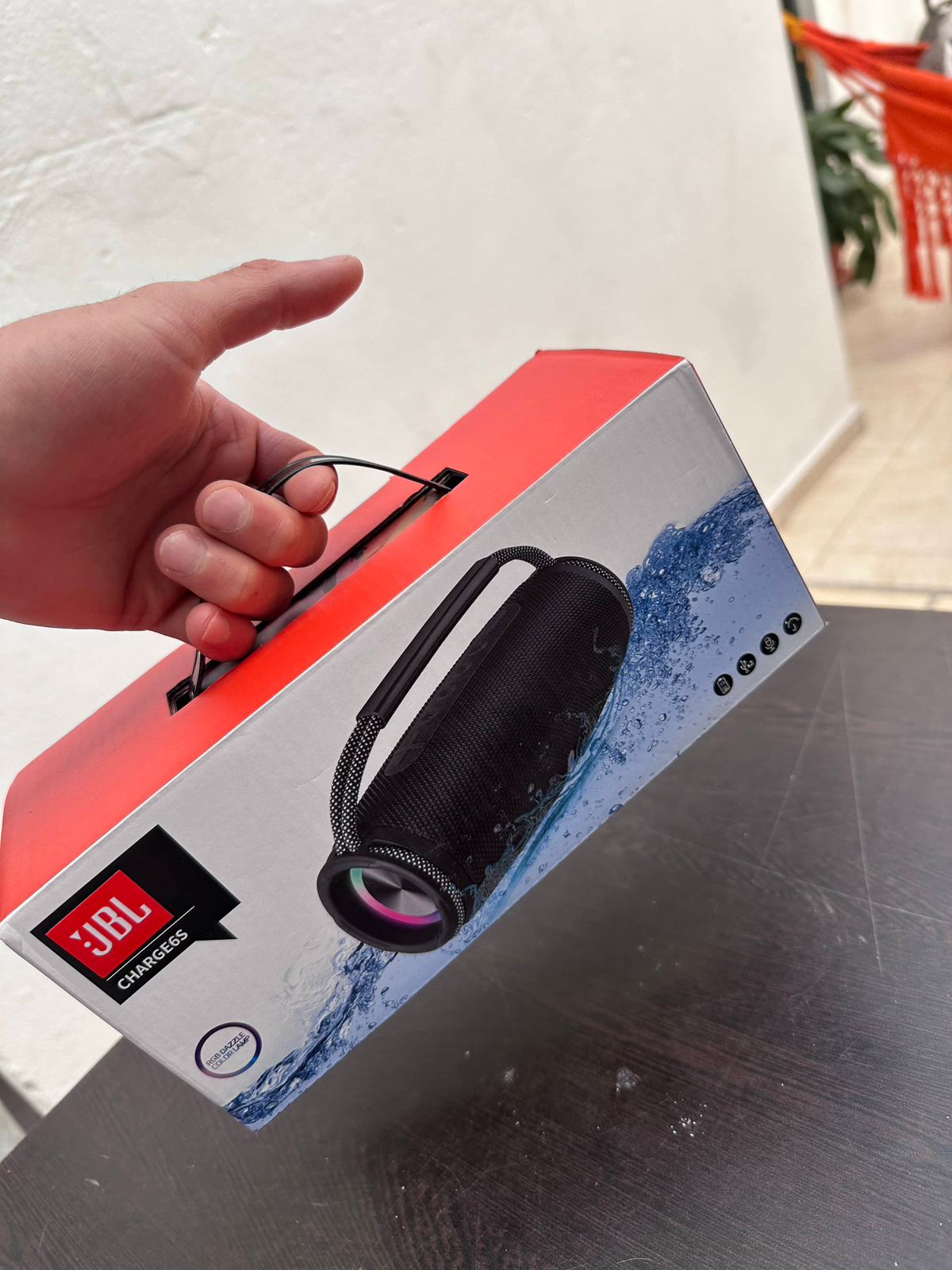 Parlante Jbl charge 6s AAA
